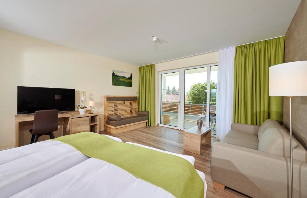 Bachhof Resort Hotel Kirchroth Eksteriør bilde