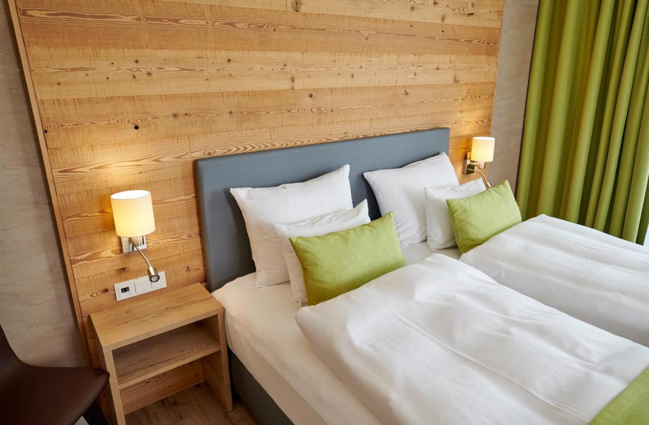 Bachhof Resort Hotel Kirchroth Eksteriør bilde