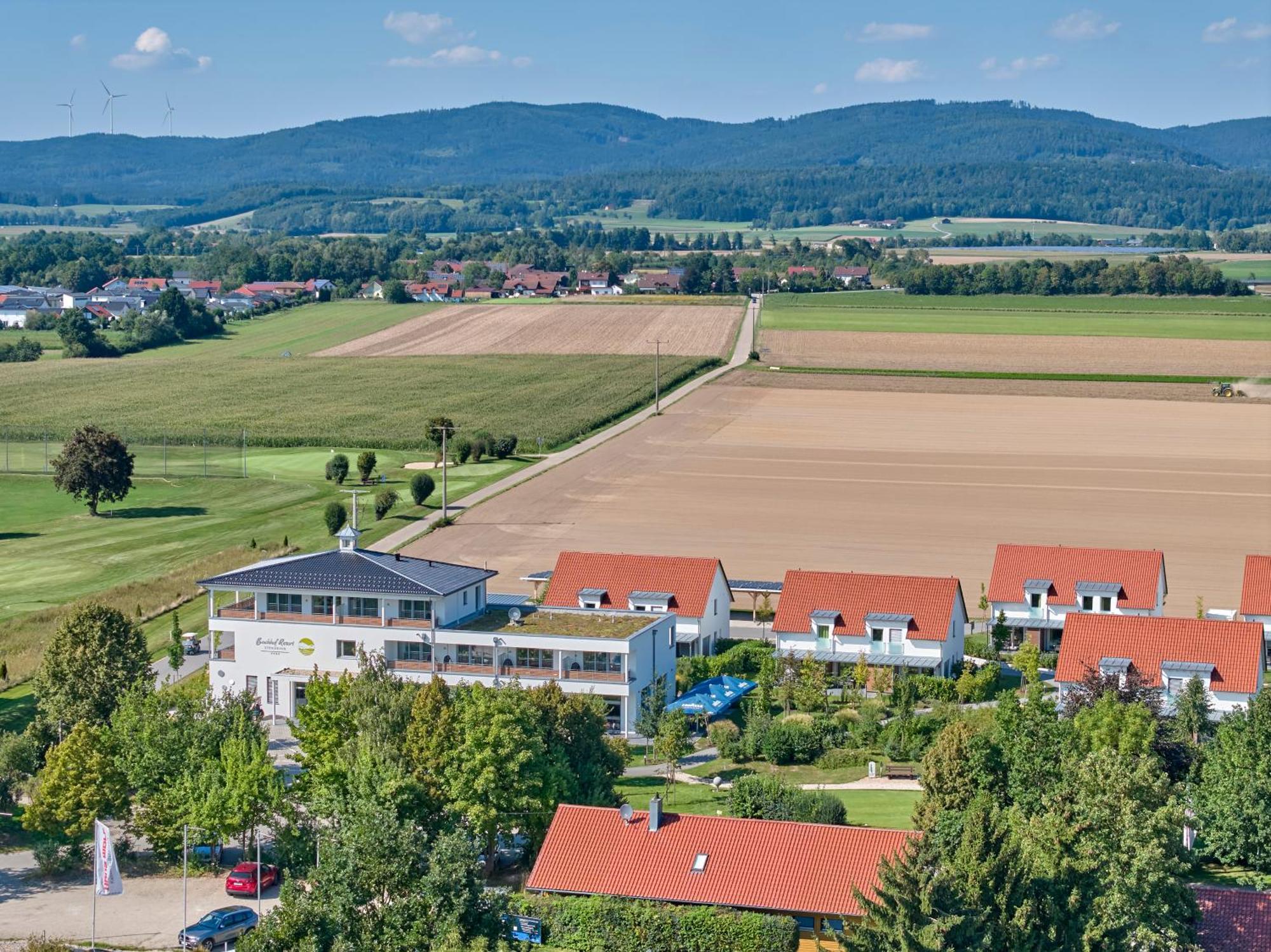 Bachhof Resort Hotel Kirchroth Eksteriør bilde